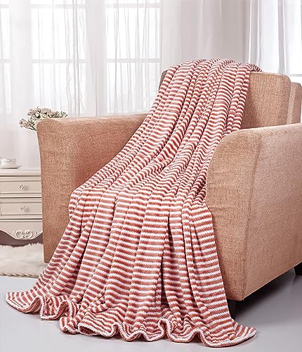 Image of Amazon Brand - Umi Premium Plush AC Blanket - Lightweight Luxurious Soft Towel Flannel Blanket, Super Soft Cozy and Comfy for Couch - (Single - 139 x 228 CM, Orange & White)| TC - 200