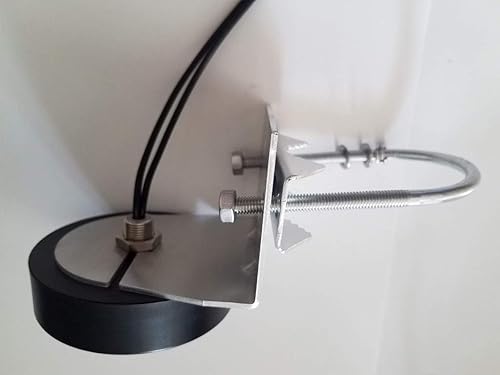 Miniatura 5 de El soporte de antena de disco CompuPort está diseñado para soportar la instalación de antenas estilo disco en varios entornos al aire libre.