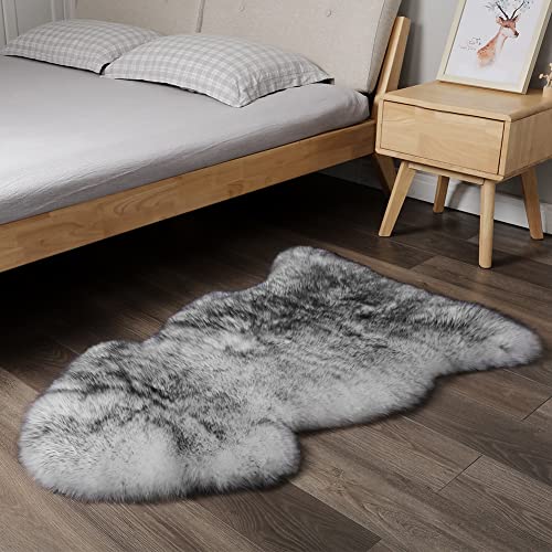 Premium Genuine Fur Sheepskin Rug Real Australia Sheepskin Natural Luxury Fluffy Lambskin Fur Area Rug Seat Covers for Kids Bedroom Sofa Chair Cover (Gray Tip, Single Pelt/2ft x 3ft)