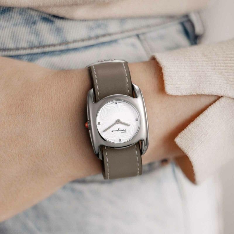美品】Salvatore Ferragamo レディース 時計 【公式通販】