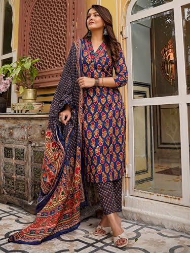Image of Arayna Women's Cotton Printed Kurta Set with Pants & Dupatta - 3 /4 Sleeve | Elegant Ethnic Wear