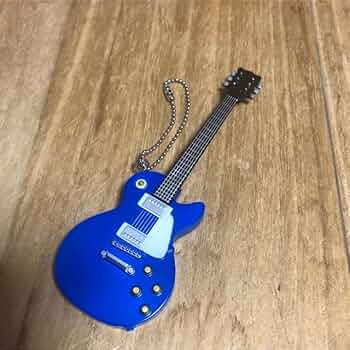 ミニチュア　エレキギター　5本セット Amazon.co.jp: ミニチュアギター ミニチュア エレクトリック