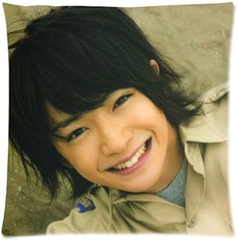 Amazon Co Jp Hey Say Jump 知念侑李 ちねんゆうり Chineny Ri 知念 Chii 71 抱き枕 カバー 枕カバー 愛らしい 可愛い クッションカバー 両面プリント ファスナー付き キャラクターに心も体も癒されます スローピローケース 2wayトリコット 18x18