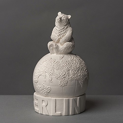 Berliner Bär sitzend auf Globus Skulptur aus hochwertigem Zellan, echte Handarbeit Made in Germany, Figur Geschenkidee, Büste in weiß, 12cm Cover