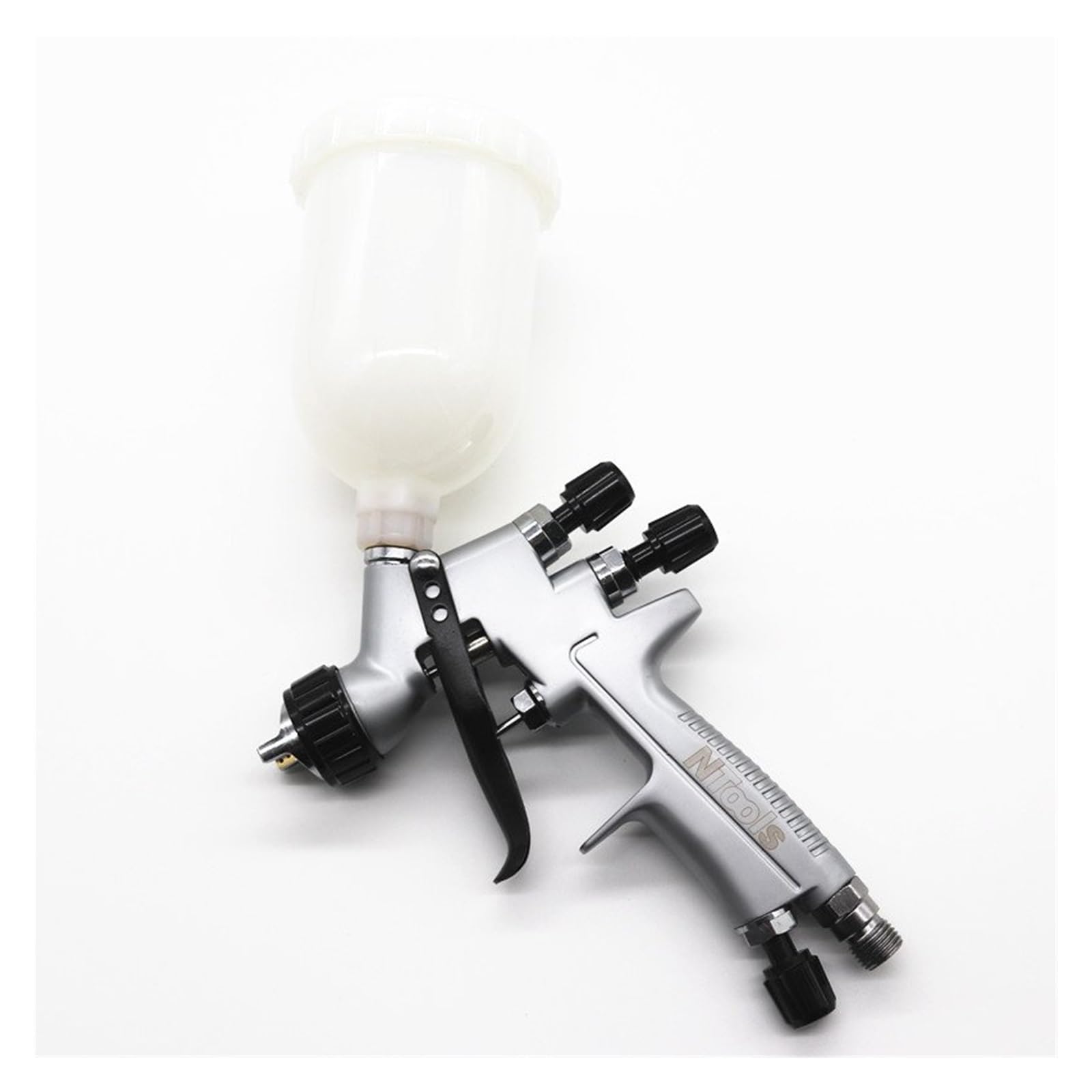 Pistolet de pulvérisation peinture voiture pour restaurer vos véhicules dans votre atelier