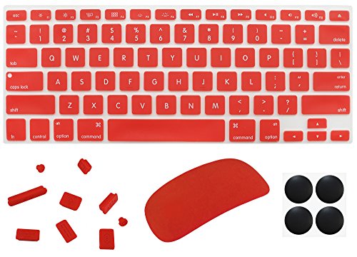 4 in 1 Lilware Accesorios Kit Para Apple MacBook Pro 13. Conjunto De USA Keyboard Cover Cubierta del Teclado Impermeable + Magic Mouse Soft Skin Protector + Anti Polvo Tapones + 4 Paquete Reemplazo De Goma Pies. Rojo