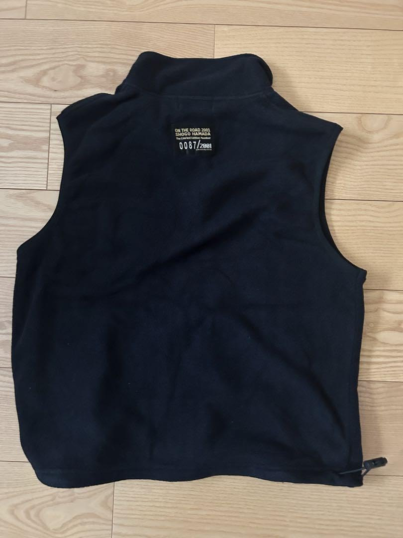 Amazon.co.jp: 浜田省吾 シリアルナンバー入りフリースベスト ON