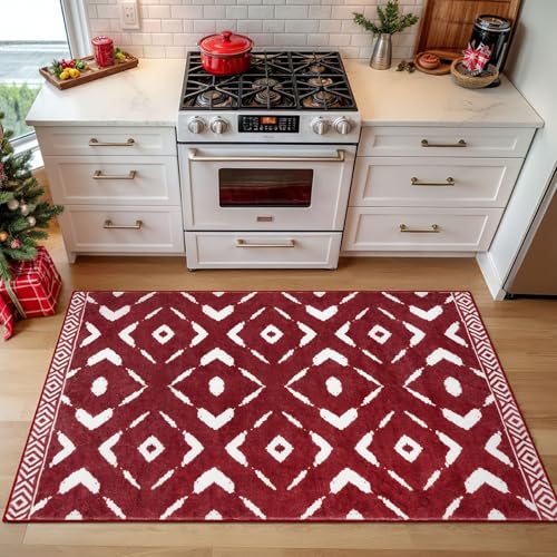 KILOCOCO Boho Entryway Rug 3x5 Red Area Rug Christmas Printed Washable Rugs Non Slip Soft Throw Rugs for Kitchen Living Room Dining Bedroom Geometric Moroccan Carpet