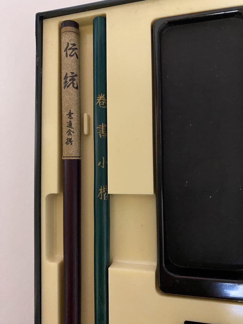 漢字書道と山水画　掛軸　31本セット　まとめ売り 漢字書道と山水画 掛軸 31本セット まとめ売り