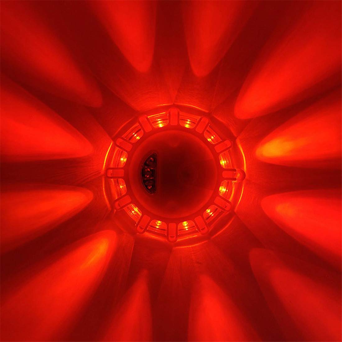 Światło drogowe LED, migające światła ostrzegawcze LED Road Flares, awaryjny dysk sygnalizacyjny z 9 trybami migania, przydrożne światło bezpieczeństwa do samochodów i ciężarówek
