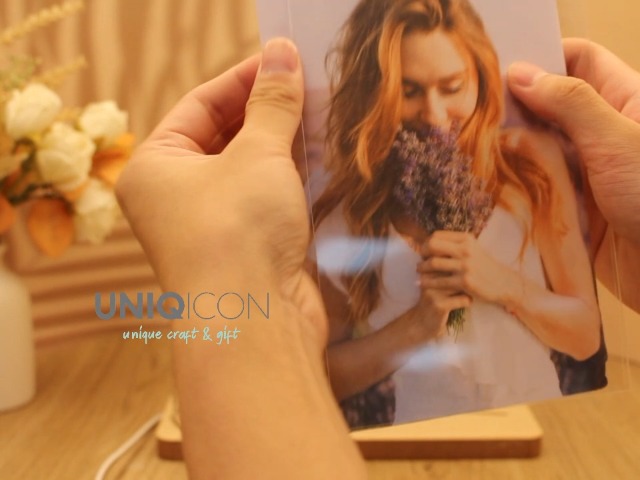 Foto personalizzata Rose Light, Rose in cupola di vetro con luci a LED Lampada per fiori eterni con testo dell'immagine, Regalo per la festa della mamma San Valentino Anniversario di compleanno