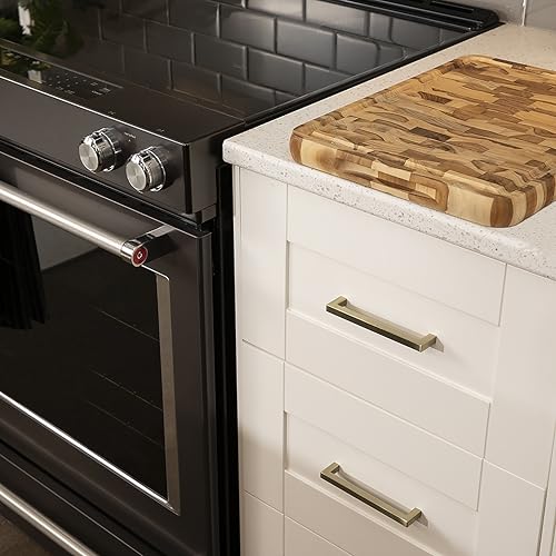 Skylight pull dorée de 7,6 cm pour une cuisine moderne et chaleureuse