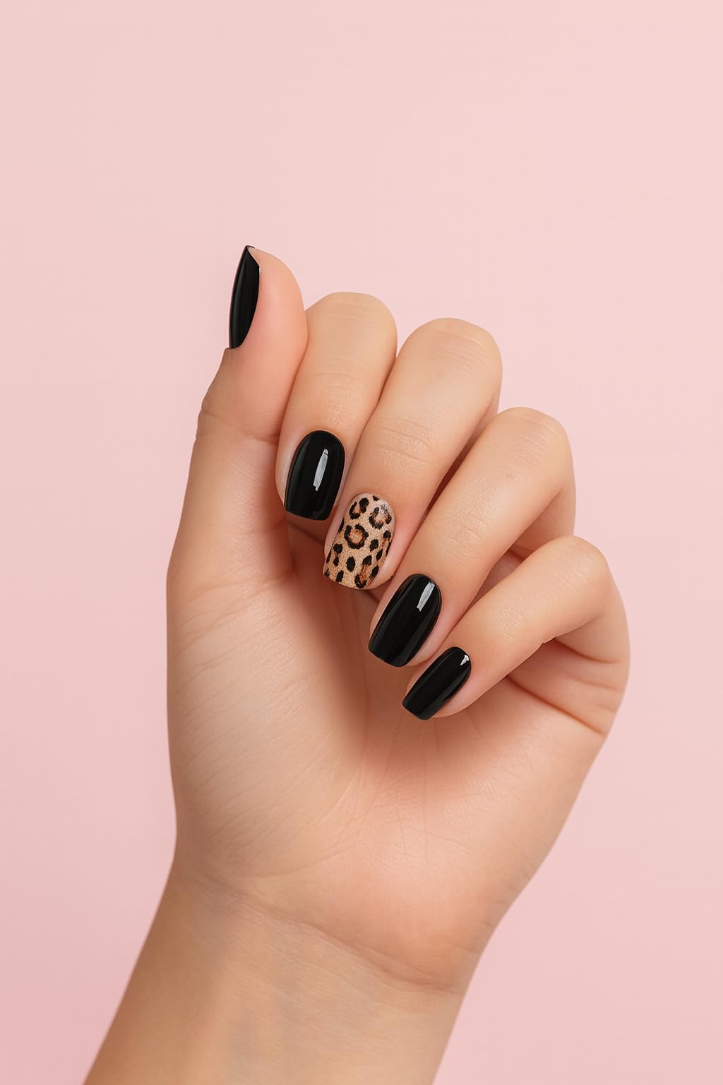 24 Pcs Reusable Artificial Nails Fake Nails with Glue and Kit (Leopard print, Black)