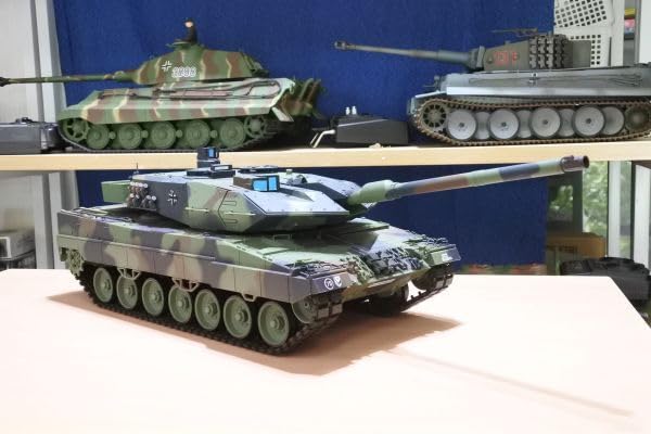 ヘンロン 1/16 レオパルド2A6 7.0 （Amazon.co.jp: 825 3889-1B A0510