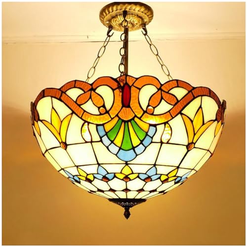 Lustre en vitrail beige de 50 cm pour éclairer un îlot de cuisine chic