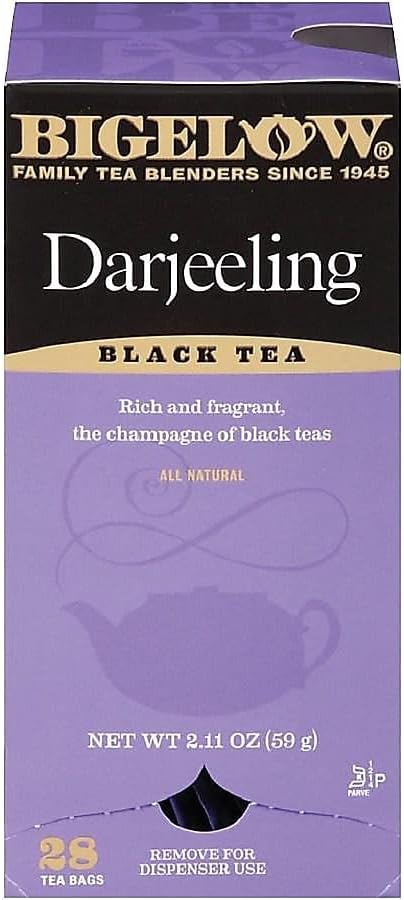 Bigelow Darjeeling Blend Tea 28-Count Box (Pack of 1) Full Caffeine Premium Black Tea Bold and Antioxidant-Rich Full Caffeine Black Tea in Foil-Wrapped Bags