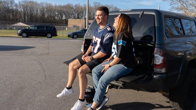 earth edge tailgate mat ergonomic foam cushion liner for tailgating camping work projects