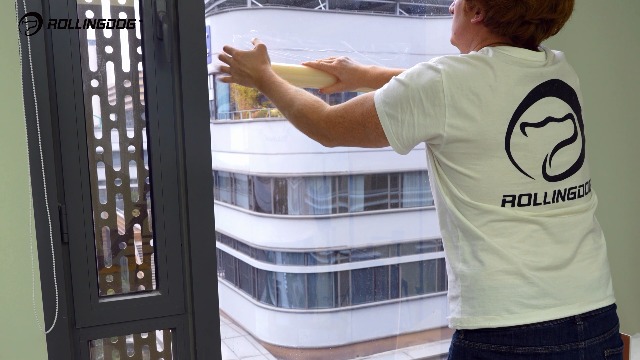 Película protectora adhesiva para ventanas 24 in x 100 ft miniatura 7