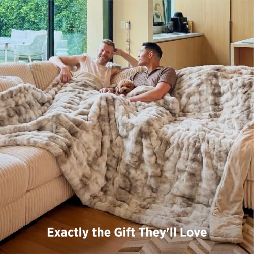 Image of Bedsure GentleSoft Bubble Faux Fur Blankets Queen Size, Fluffy Fuzzy Queen Blanket for Bed, Soft Cozy Faux Fur Bedding for Winter, Thick Warm Plush Bed Cover, Tie-dye Taupe, 90x90