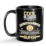 Ein Geschenk zu jeder Gelegenheit. Ob als Geschenk für den Kollegen zum Geburtstag oder als Weihnachtsgeschenk. Dieser Kaffeebecher ist die beste Wahl und eignet sich auch als Abschiedsgeschenk für den Lieblingskollegen.