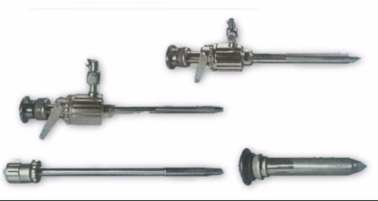 Cosmos Trocar Sleeve disassembled and assembled components