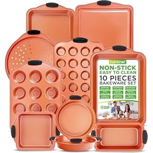 NutriChef Non-Stick Bakeware Set 10-Piece , Premium Carbon Steel Baking Pans with Silicone Handles, Includes Cookie Sheets, Cake, Pizza and Roasting Pans, Non-Toxic Kitchen Cookware Set, Copper