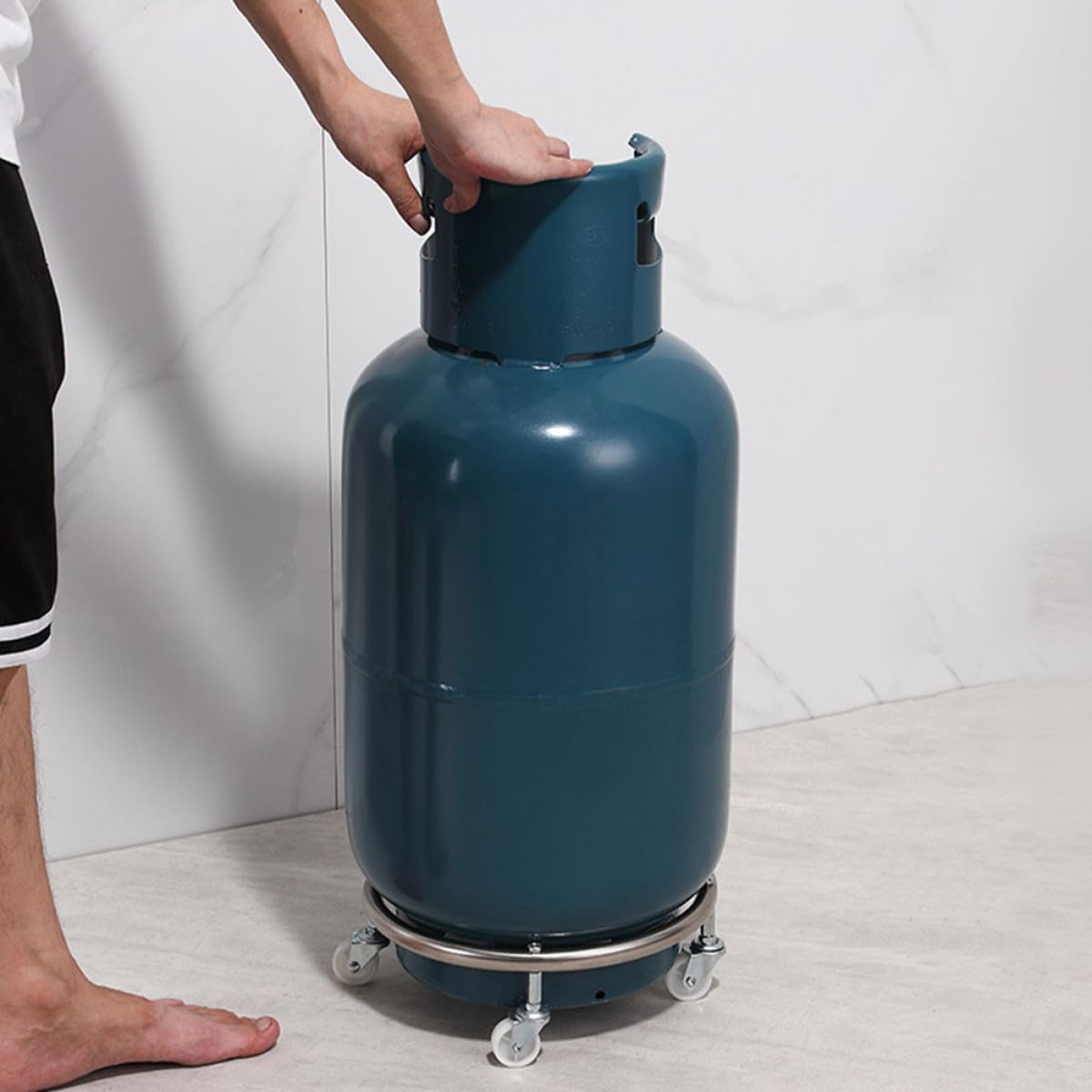 Alipis Gasflaschenhalter rutschfeste Gummiräder Edelstahl mit Rädern Mobiler Propanflaschenständer Sicherer Halt bis 30kg für Gasflaschen für Zuhause und Gastronomie