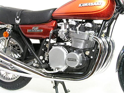 KAWASAKI 750RS 1/18スケールキャンディブラウン 旧車　ガレージ KAWASAKI 750RS 1/18スケールキャンディブラウン 旧車 ガレージ