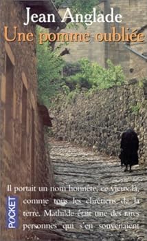 Paperback Une pomme oubliée [French] Book