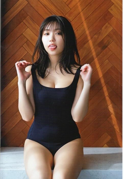 Amazon.co.jp: __グラビア切り抜き14ページ 大原優乃 「22歳を