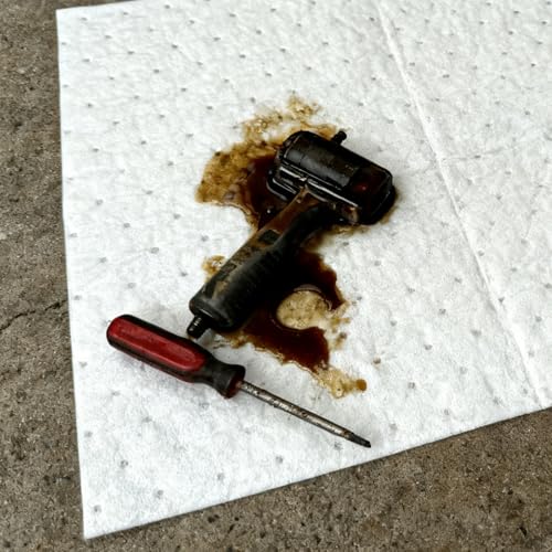 Image of 30PCS Oil Spill Absorbent Pads, 17 inchx13.8 inch | Only Absorbs Oil, Grease, Fast Cleanup For Leaks & Spills in Garage, Marine Bilge, Engine Bay, Workshops, Repels Water