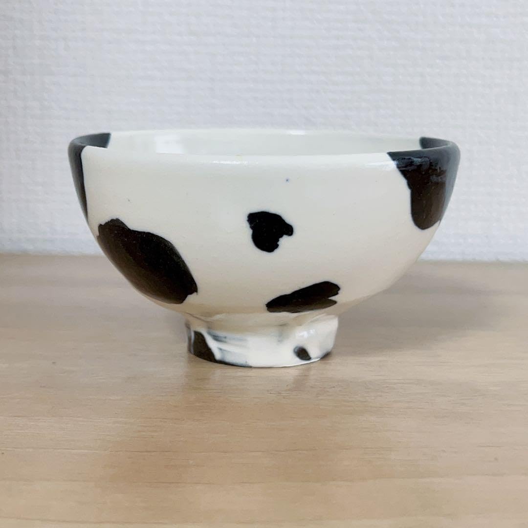 Amazon.co.jp: 鈴木環 牛柄 キッズお茶碗 : ホーム＆キッチン