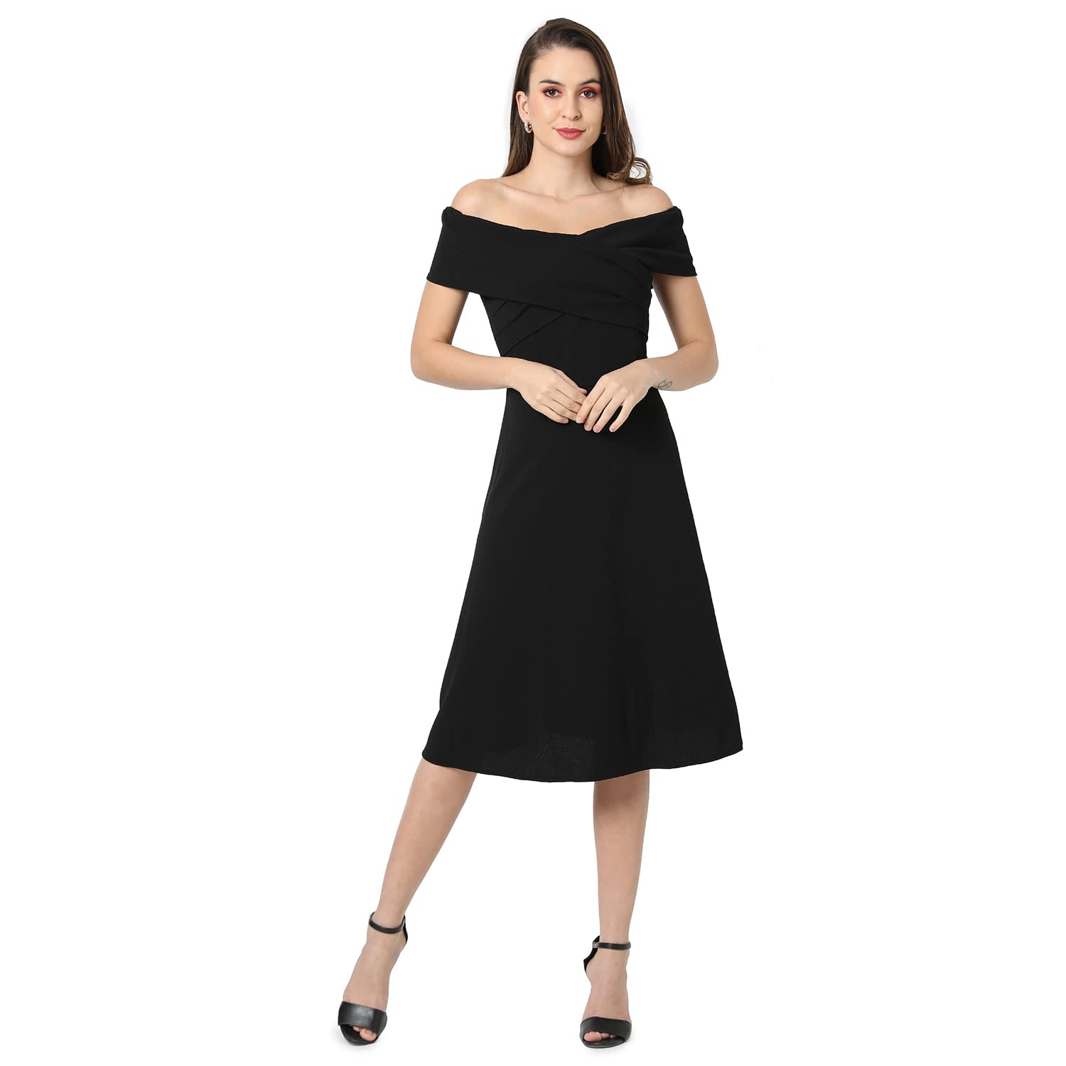 Campus Sutra Women Solid Off-Shoulder Casual Dresses(Ssmr22_Cswssdr5350_M) Black