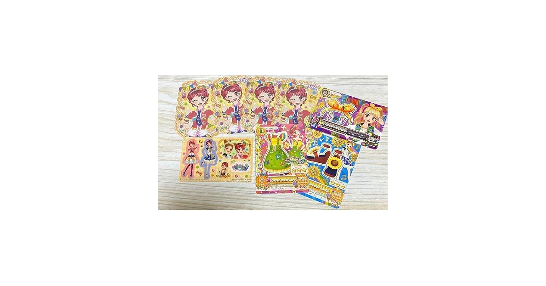 アイカツ！　TOP OF WORKS vol.1、2セット※1のみステッカーあり アイカツ！シリーズ × TOWER RECORDS」コラボグッズを3/4発売