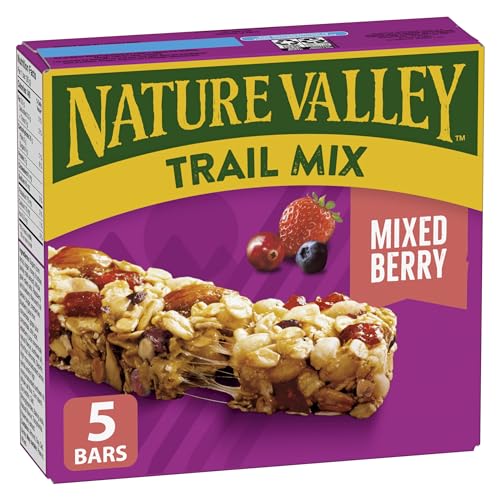 NATURE VALLEY Mixed Berry Chewy Trail Mix Granola Bars, No Artificial Colours, No Artificial Flavours, Made with Real Fruit and Whole Grains, Snack Bars, Pack of 5 Granola Bars, Naturally Flavoured