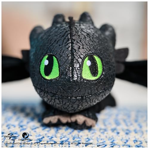 Dreamworks Dragons – Plüschtier-Drache Ohnezahn mit Griff- und Gleitfunktion, 30 cm lang, Spielzeug für Kinder ab 4 Jahren – Ansicht 6