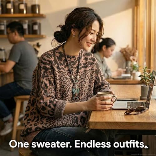 Image of Women's Oversized Graphic Print Knit Pullover Sweater