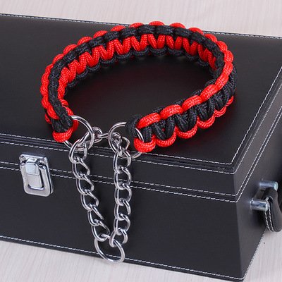 Obroża dla psa kolorowa obroża dla psa duży pies owczarek spacer pies łańcuszek regulowany zwierzę domowe dla średnich i dużych psów 2 szt. czarny czerwony L 40 do 50 cm