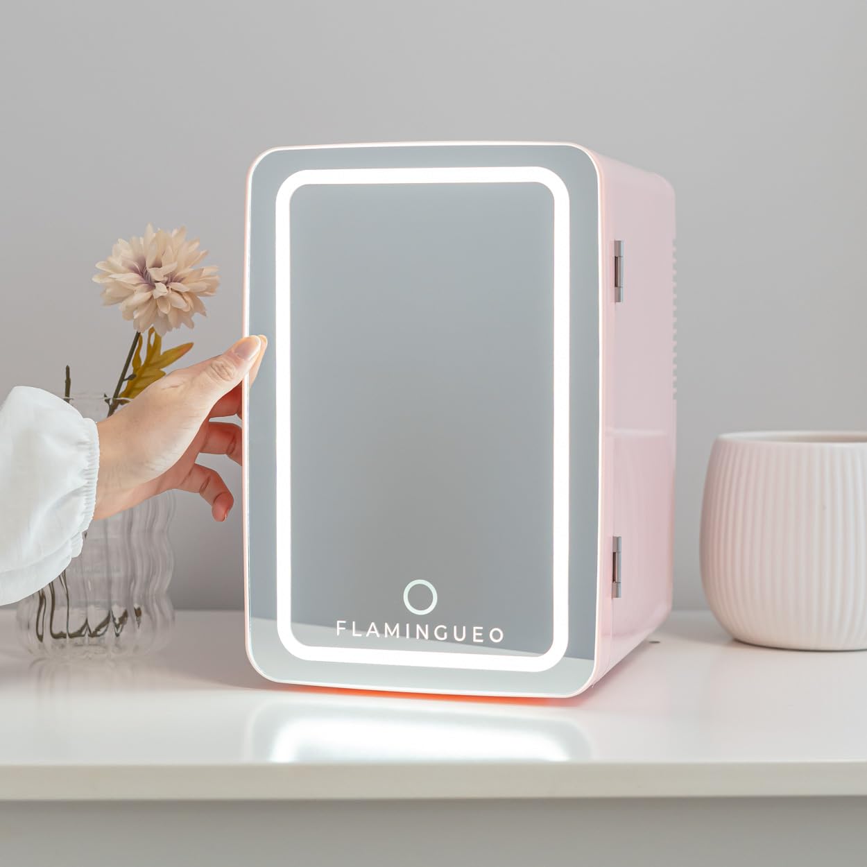 Flamingueo Mini Frigo 6,5L Rétro Avec Miroir & LED – Frigo Cosmétique Chaud/Froid 12V/220V Pour Chambre, Skincare & Maquillage