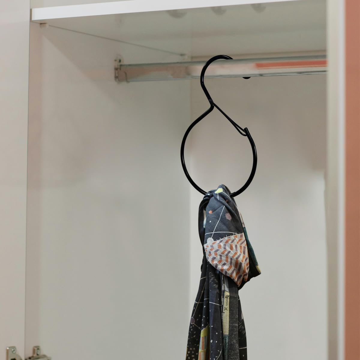 4Pack Belt Hanger Closet Organizer for Belts,Ties,Scarves Storage Accessory