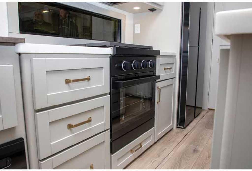 Furrion 2022119473 Chef Collection 24" RV 3-Burner Gas Range - Black