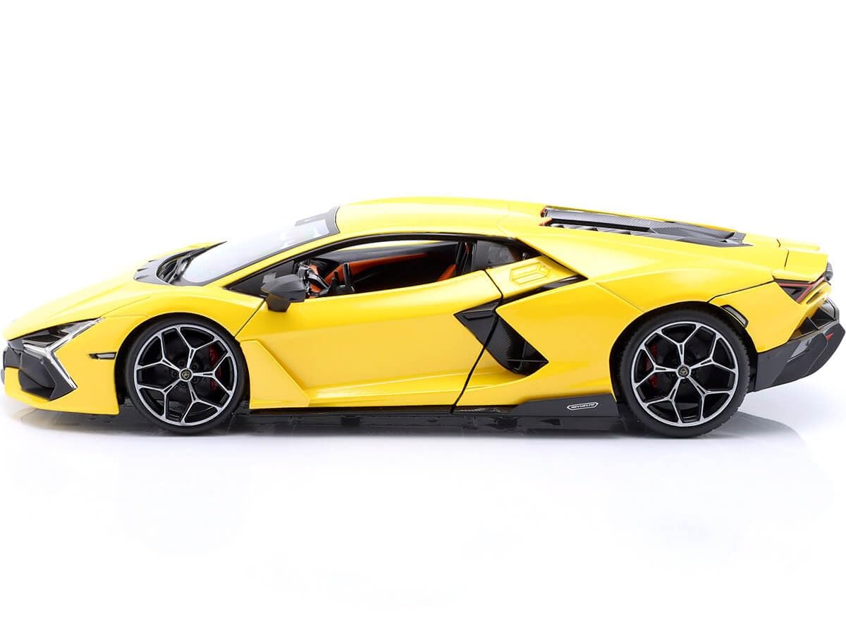 MAISTO 1/18 31463Y Lamborghini REVUELTO - 2023 diecast modelcar