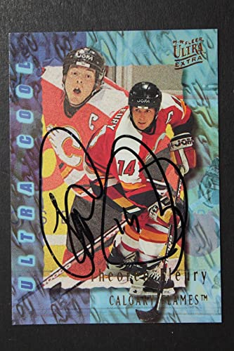 Theoren Fleury Calgary Flames Autographed 1996 Fleer #382 ULTRA COOL Hockey Card