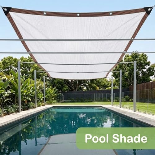 Toile d'ombrage pour terrasse et bétail protégeant les plantes du soleil