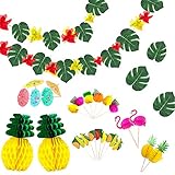 Hawaiian Party Dekorationen Kit: Sie enthalten 24 Stück Hawaii Blumen, 3 Stück Ananas Wabenbälle, 24 Stück Künstliche Palmenblätter, 24 Stück Papier Cocktail Regenschirm, 2 Stück Flamingo, 22 Stück Cupcake Topper, insgesamt 99 Stück. Kann Ihre Sommerparty-Dekorationsbedürfnisse voll erfüllen.