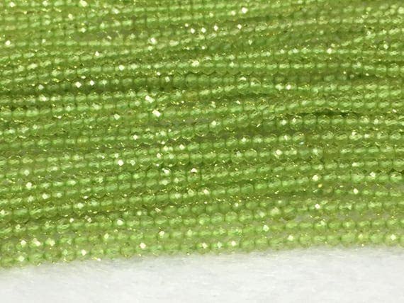 Peridot micro perles rondes pour créer vos propres colliers d'été en pierres naturelles