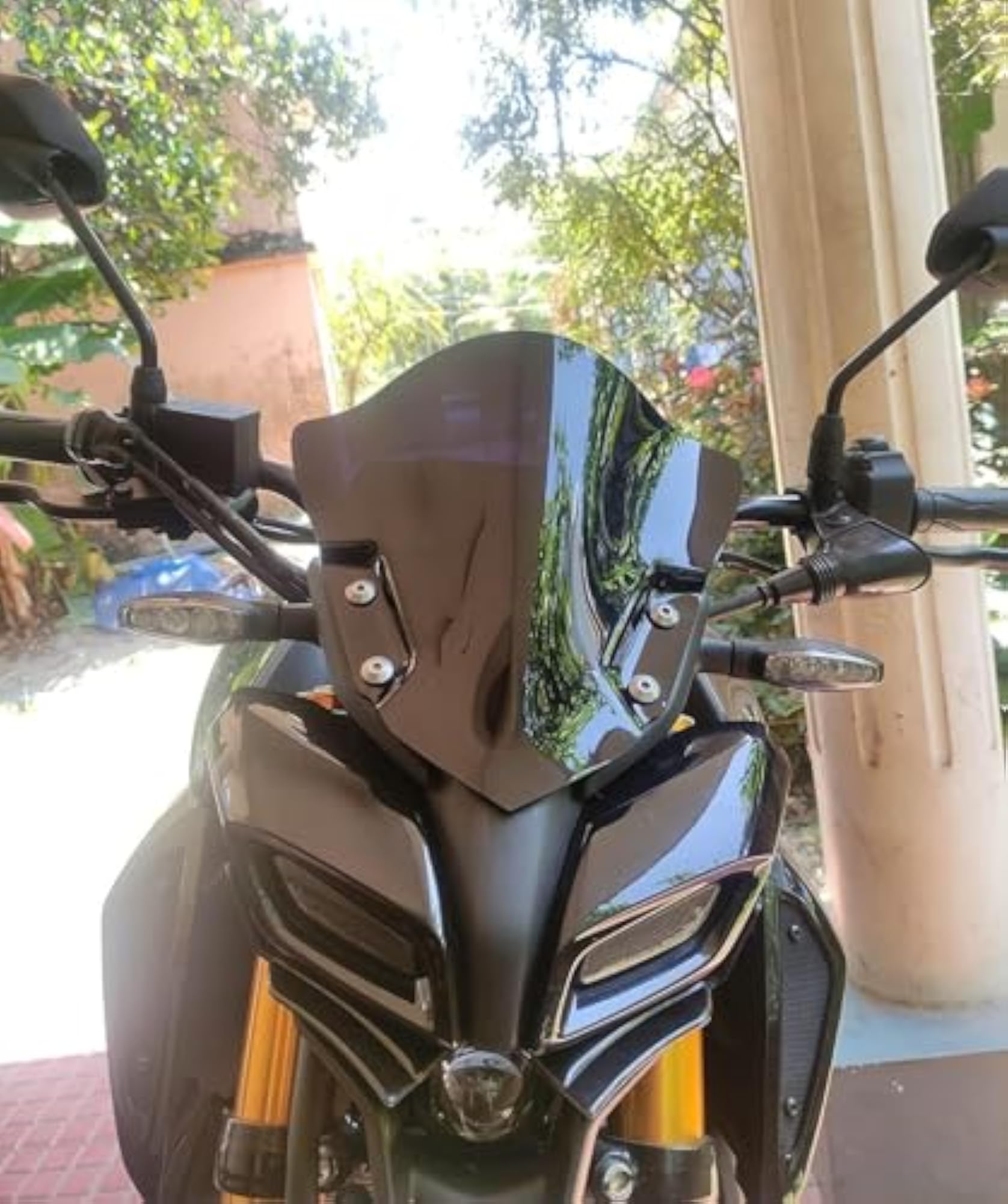 MT 15 Short Visor Windshield