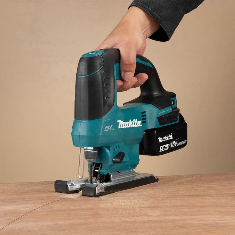 Sierra de calar 18 V LXT (2 x 3,0 Ah) en MAKPAC – MAKITA DJV184RFJ