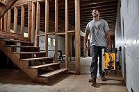 Dewalt Tischkreissäge DWE7485 (1.850 Watt, 210 mm, 65 mm max. Schnittbereich, sehr kompakt, beidseitiger Parallelanschlag, AirLock-kompatible, inkl. Sägeblatt, Schiebestock, Montagewerkzeug) – Ansicht 9