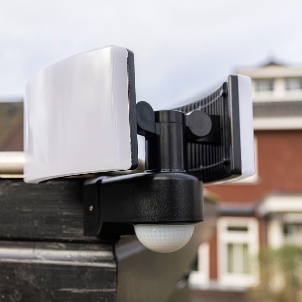 HOFTRONIC - LED Strahler mit Bewegungsmelder Außen - Luton - Inkl. Dämmerungssensor - IP65 wasserdicht - Schwenkbar - 3300 Lumen - 3000K warmweiß - 40W - Schwarz - Scheinwerfer - 5 Jahre Garantie
